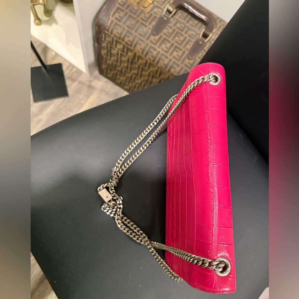 YSL Calfskin Croc Embossed Medium Classic Monogram Kate Tassel Fuchsia - Picture 7 of 13